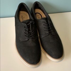 Clark’s shoes
